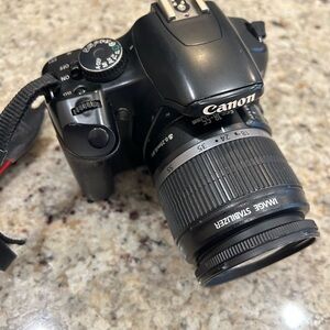 Canon Rebel  XSI EOS 450D DSLR Camera